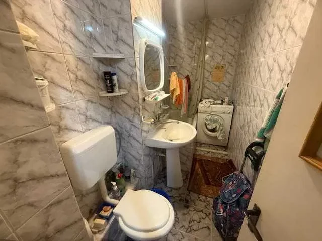 Lacul Tei, Universitatea Tehnica de Constructii, parc, semistradal